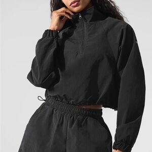 ALO Yoga Alumni Cropped 1/4 Zip Pullover Black